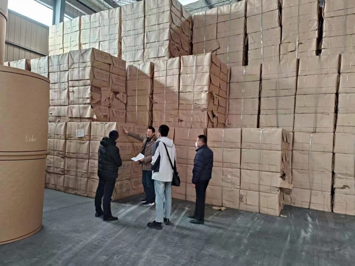 在崗1分鐘，責(zé)任60秒 ——致敬輕工供銷最美勞動者