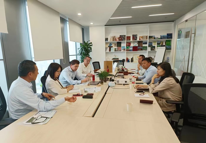 輕工供銷公司與國際紙漿供應(yīng)商持續(xù)深化合作、拓展合作領(lǐng)域