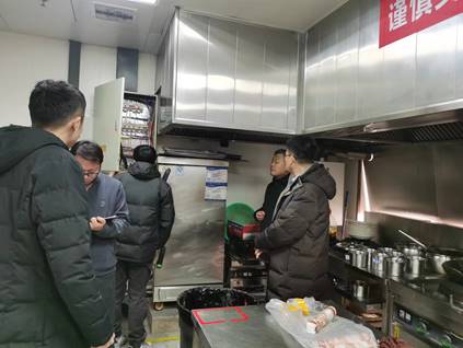 輕工供銷公司召開安全生產(chǎn)工作專題會議并開展安全大檢查行動