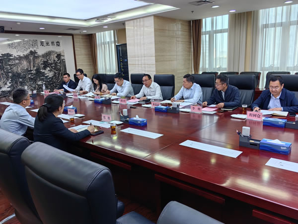 山東國投公司黨委副書記、董事、總經(jīng)理董合平督導(dǎo)輕工供銷公司治理體系建設(shè)情況